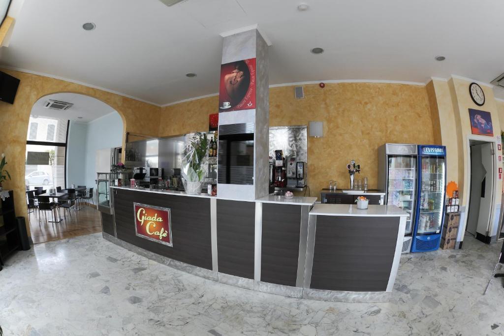 Hotel Ferrari Chiavari Exterior photo