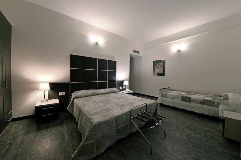 Hotel Ferrari Chiavari Exterior photo